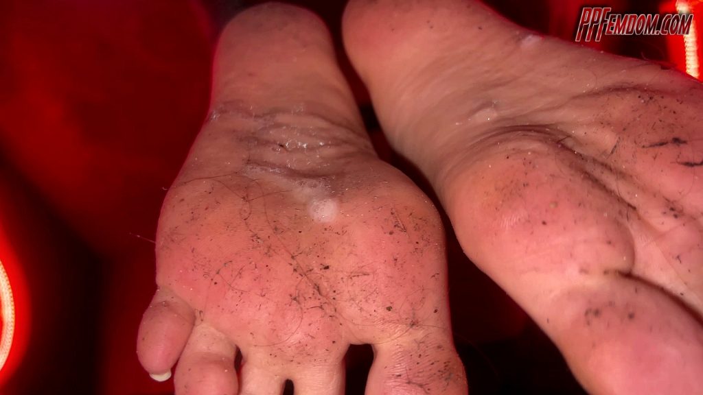 Very Dirty Feet Close Up POV by Mistress Jucy